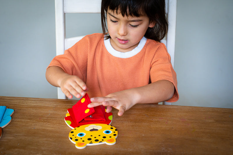 DJECO - Ziptou Wooden Game - Fastener Set