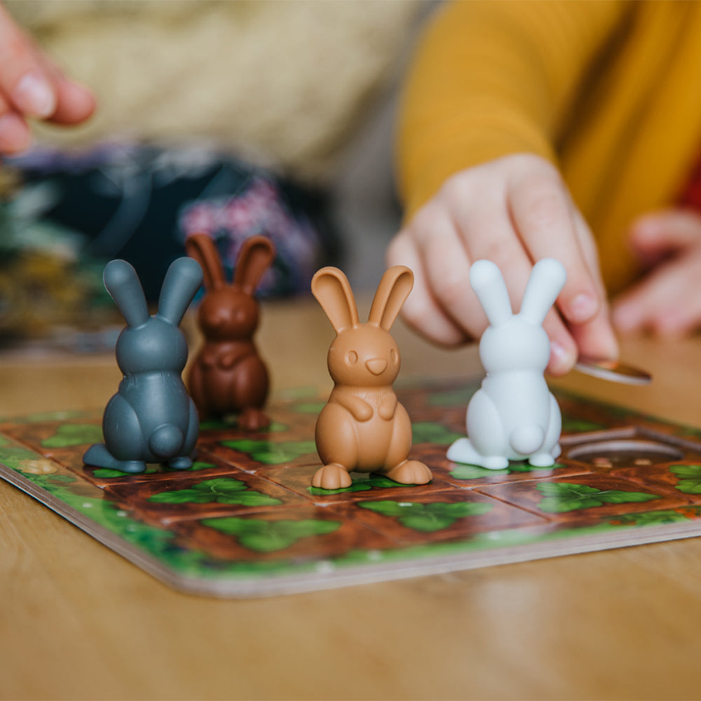 SMART GAMES Grabbit Board Game