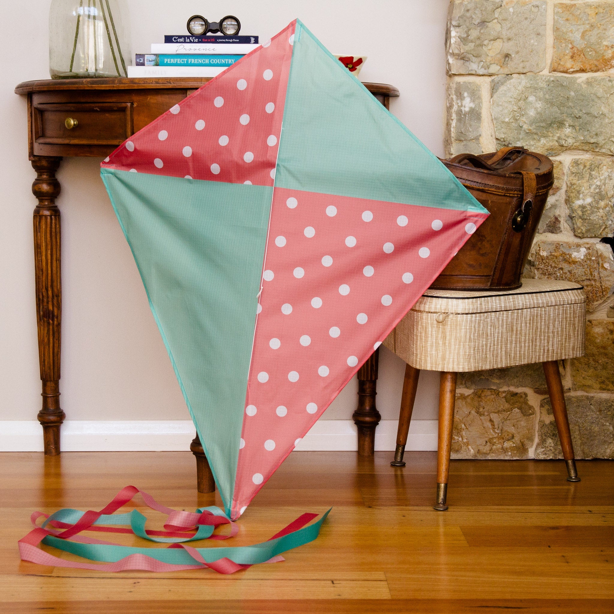 High as a Kite - Polka Dot Diamond - Kite