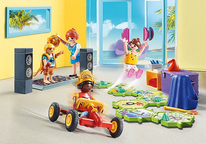 PLAYMOBIL -Family Fun - Kids Club 70440