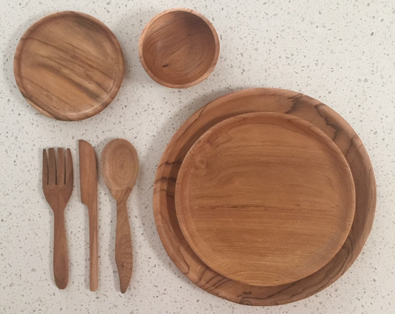 PAPOOSE HOME CORNER - Teak Plate Setting/7pc