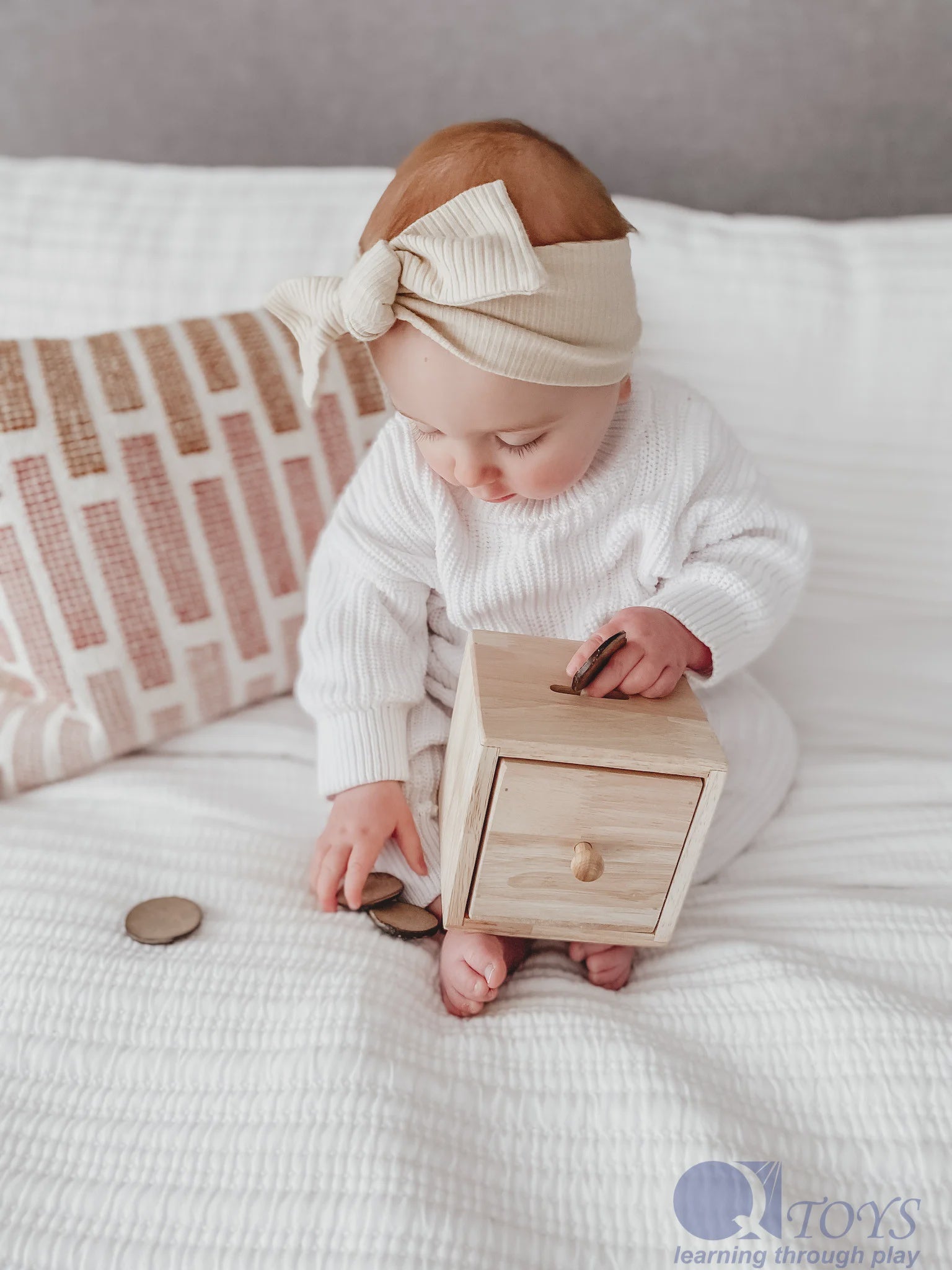 Q Toys - Montessori Discs Post Box